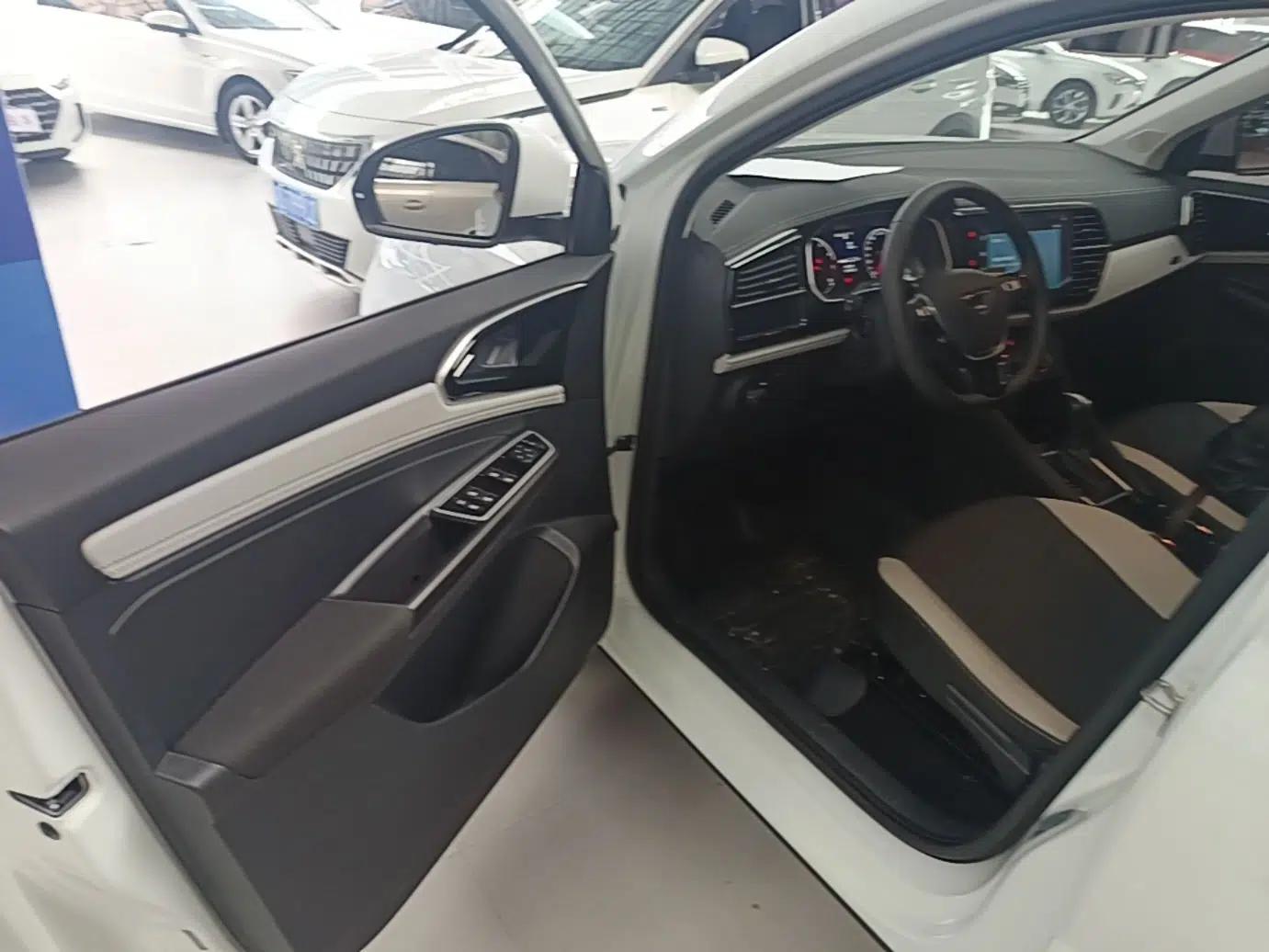 Jetta VS5 2026 Model, 280TSI Automatic Good Fortune Plus Edition — миниатюра 19