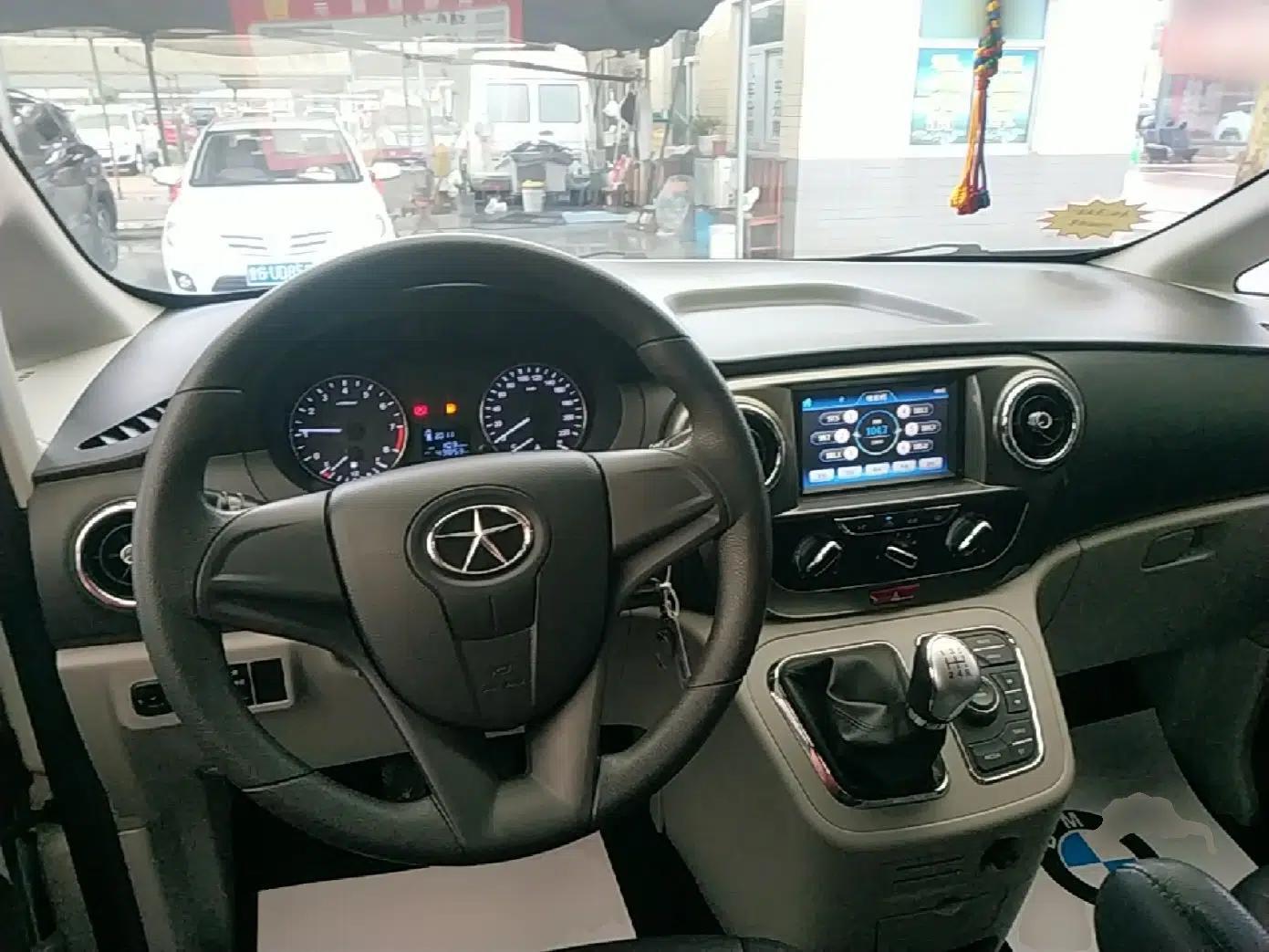 JAC Refine M3 2016 IKEA Edition 1.6L Luxury Smart Model — миниатюра 13