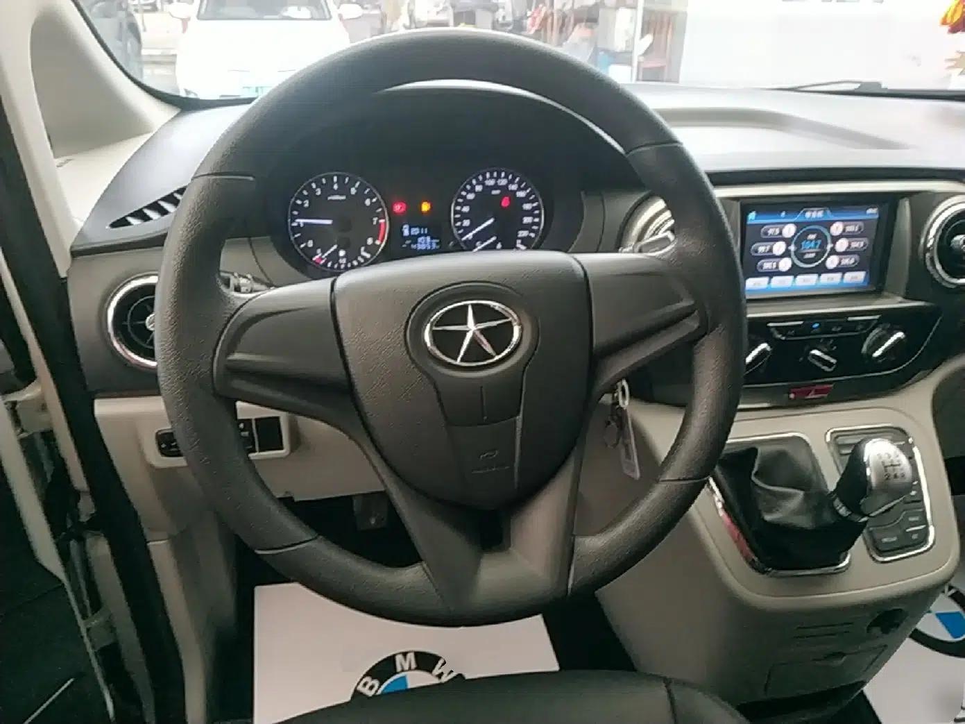 JAC Refine M3 2016 IKEA Edition 1.6L Luxury Smart Model — миниатюра 14