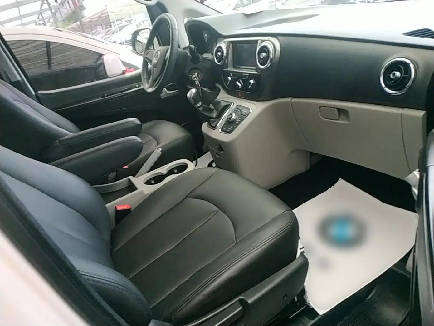 JAC Refine M3 2016 IKEA Edition 1.6L Luxury Smart Model — миниатюра 23