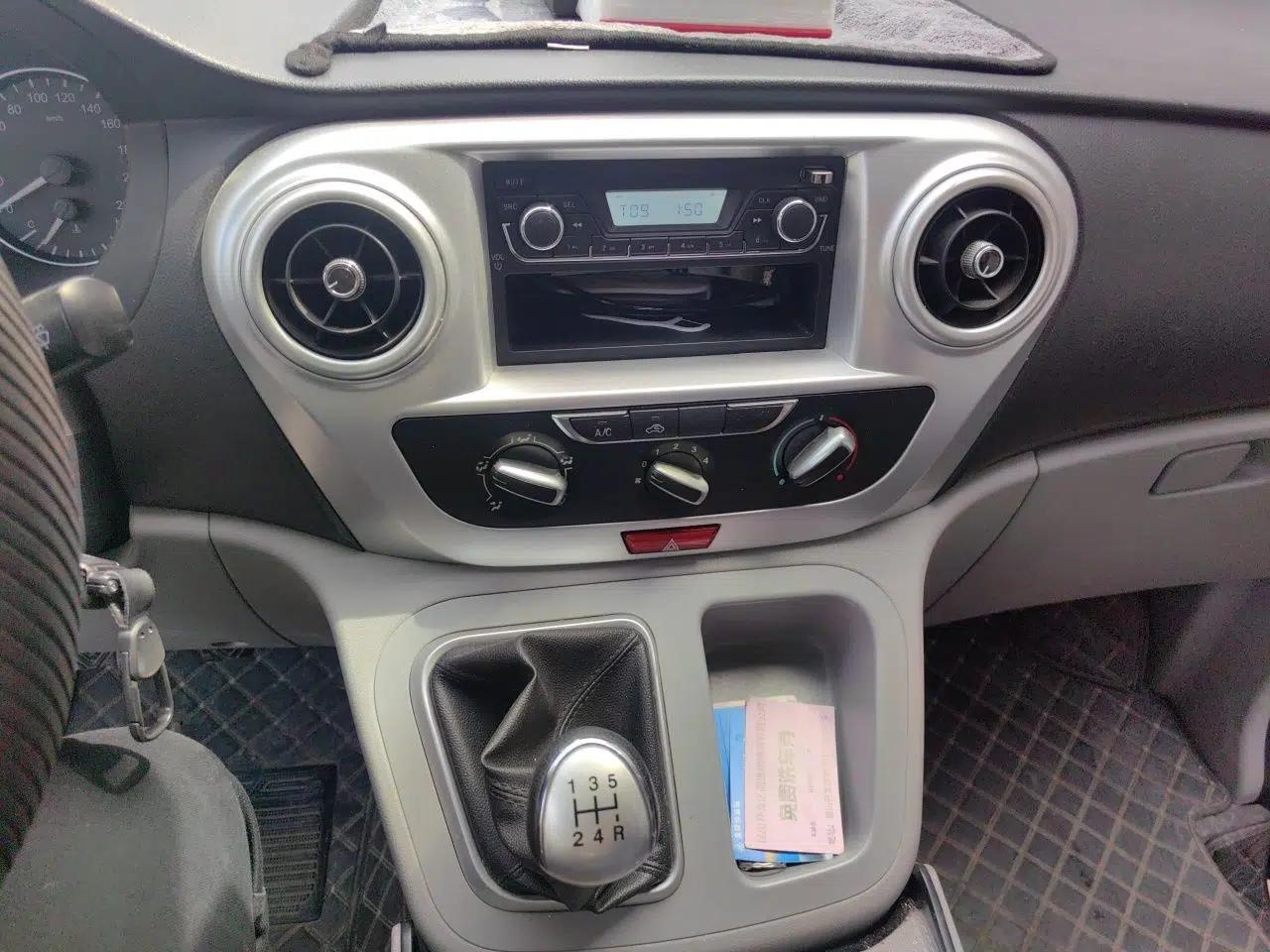 JAC Refine M3 2019 PLUS Maker Edition 1.8L Luxury Model — миниатюра 14