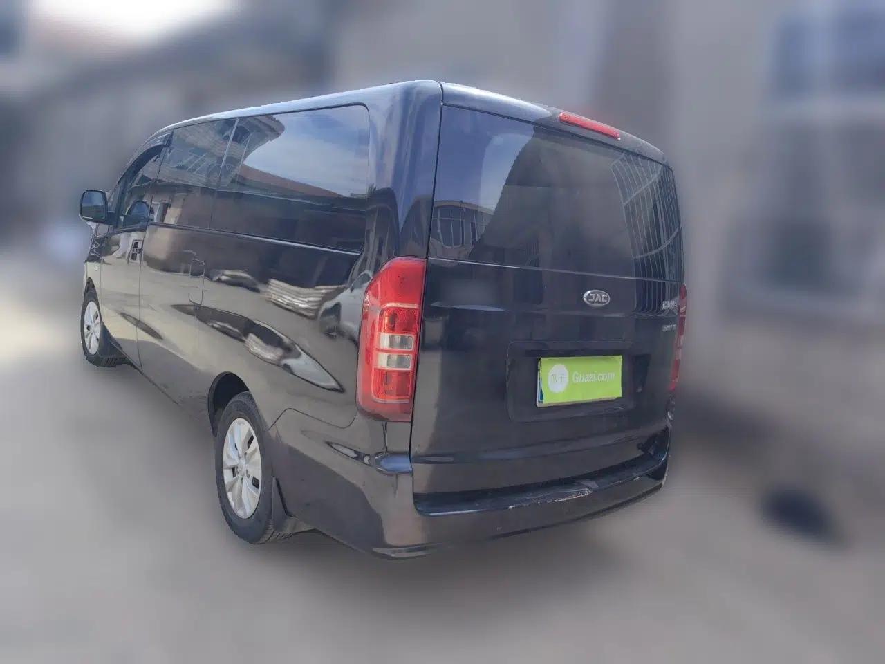 JAC Refine M3 2019 PLUS Maker Edition 1.8L Luxury Model — миниатюра 4