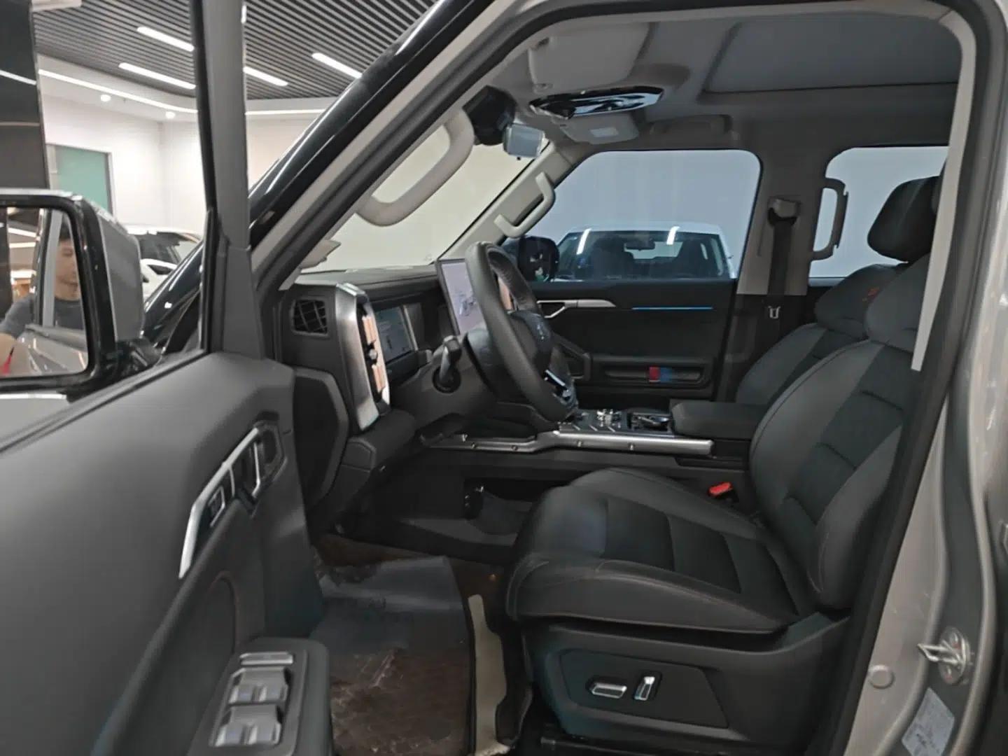 JETOUR Shanhai Traveler C-DM 2024 C-DM 129KM Linye Edition — миниатюра 18