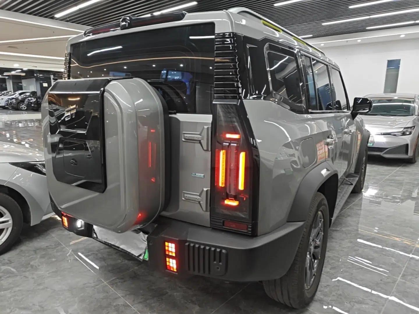 JETOUR Shanhai Traveler C-DM 2024 C-DM 129KM Linye Edition — миниатюра 6