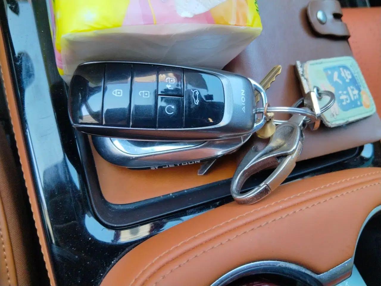 JETOUR Shanhai L7 2024 1.5T 120 km MAX 7-Seater — миниатюра 9