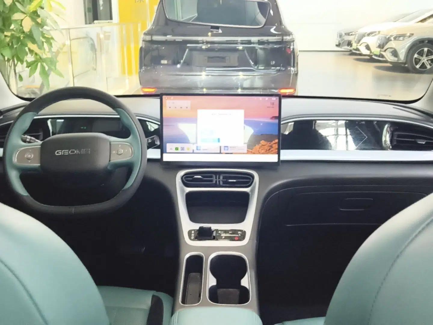 Geely Galaxy Geome 2025 310km Dream Edition — миниатюра 13