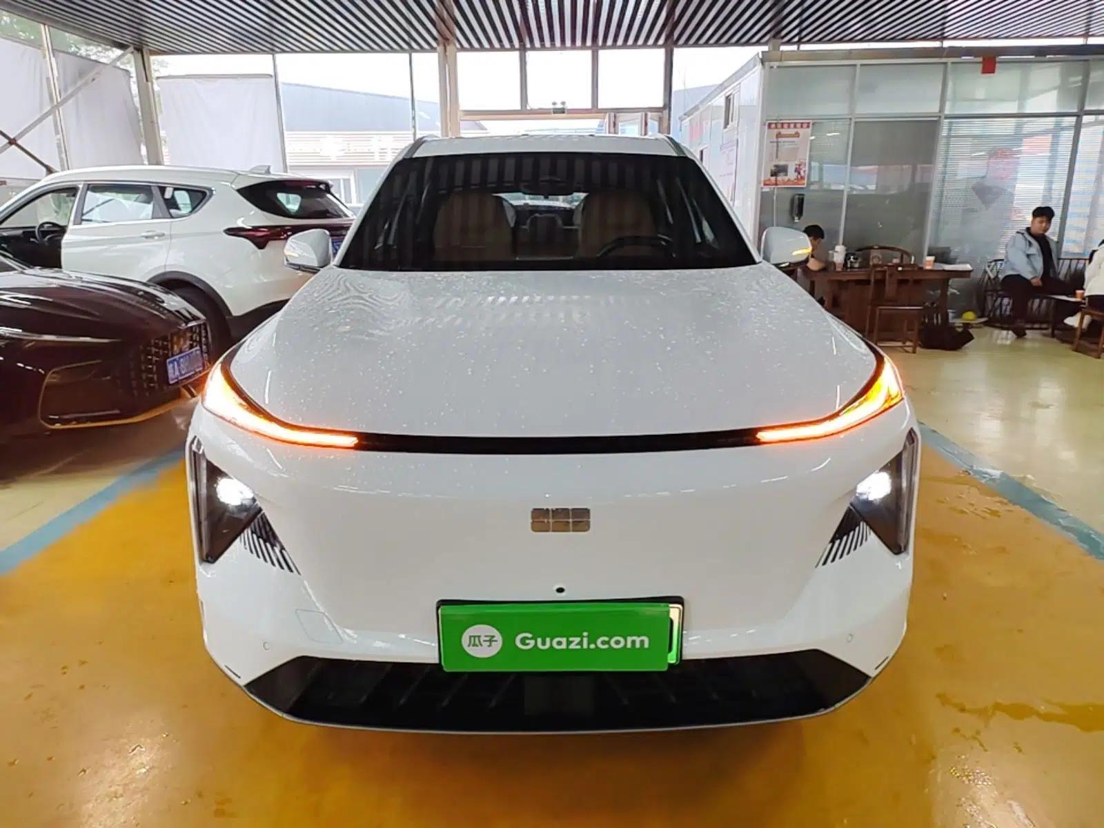 Geely Galaxy L7 2024 1.5T 115 km PLUS Dragon Edition — миниатюра 2