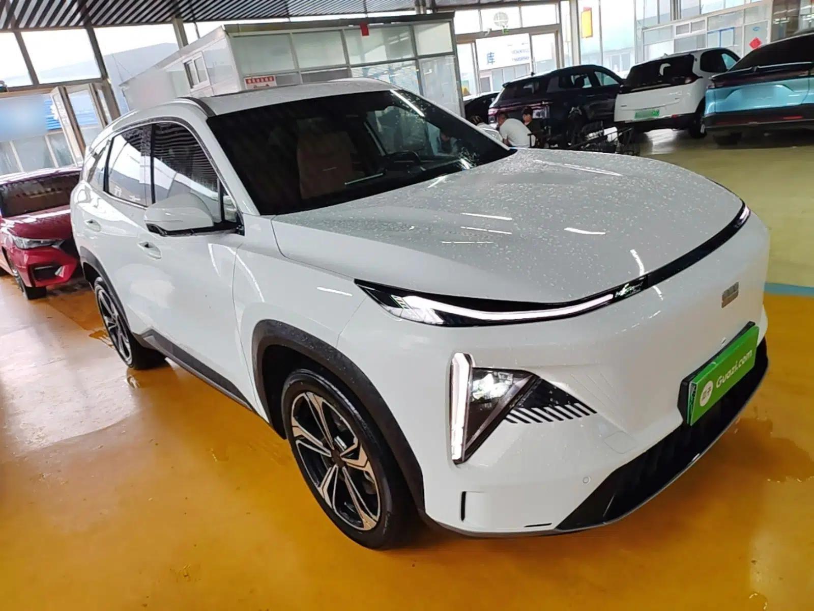 Geely Galaxy L7 2024 1.5T 115 km PLUS Dragon Edition — миниатюра 3
