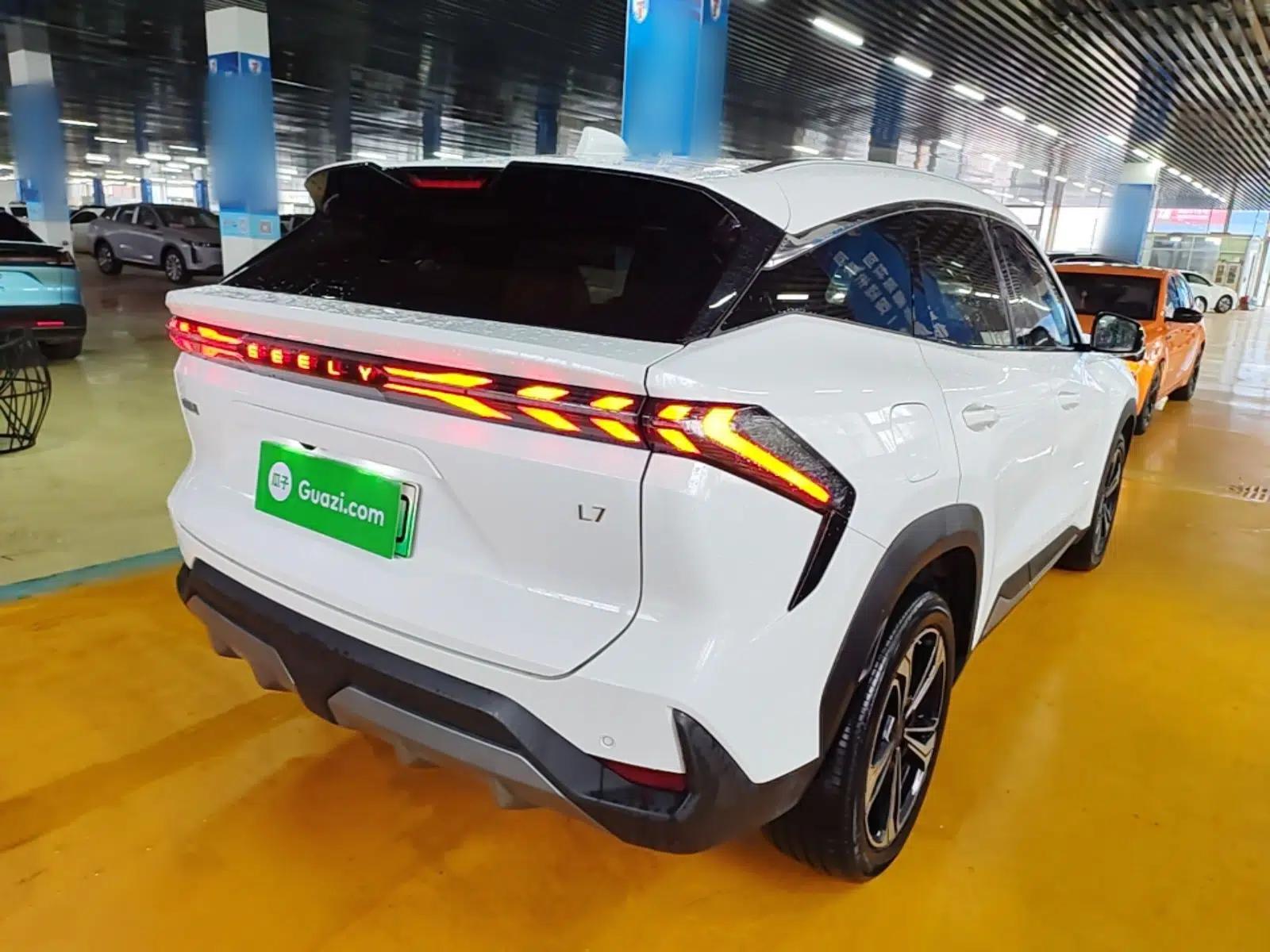 Geely Galaxy L7 2024 1.5T 115 km PLUS Dragon Edition — миниатюра 6