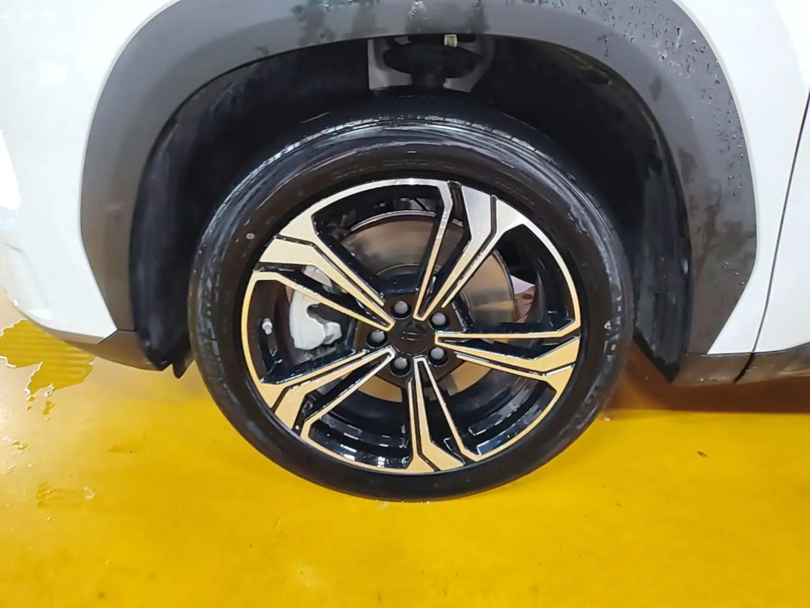 Geely Galaxy L7 2024 1.5T 115 km PLUS Dragon Edition — миниатюра 8