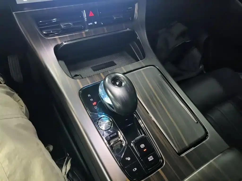 Trumpchi M8 2024 Master Series 400T Pioneer Edition — миниатюра 14