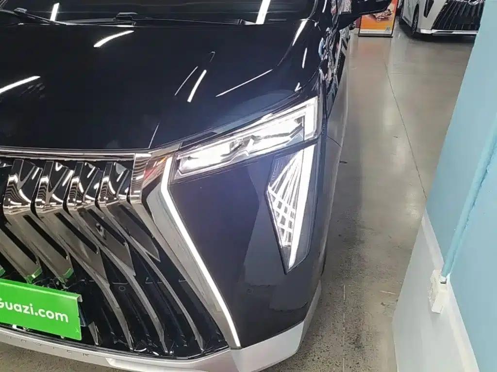 Trumpchi M8 2024 Master Series 400T Pioneer Edition — миниатюра 24