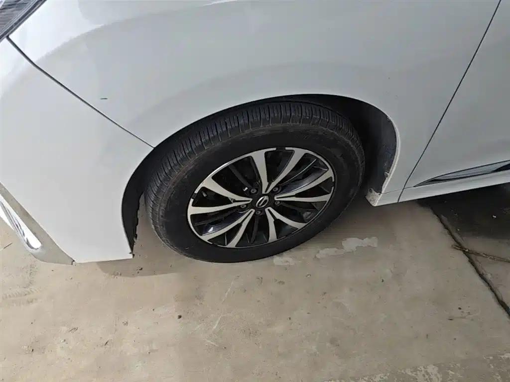 Trumpchi M8 2023 Leading Series 390T Premium Edition — миниатюра 23