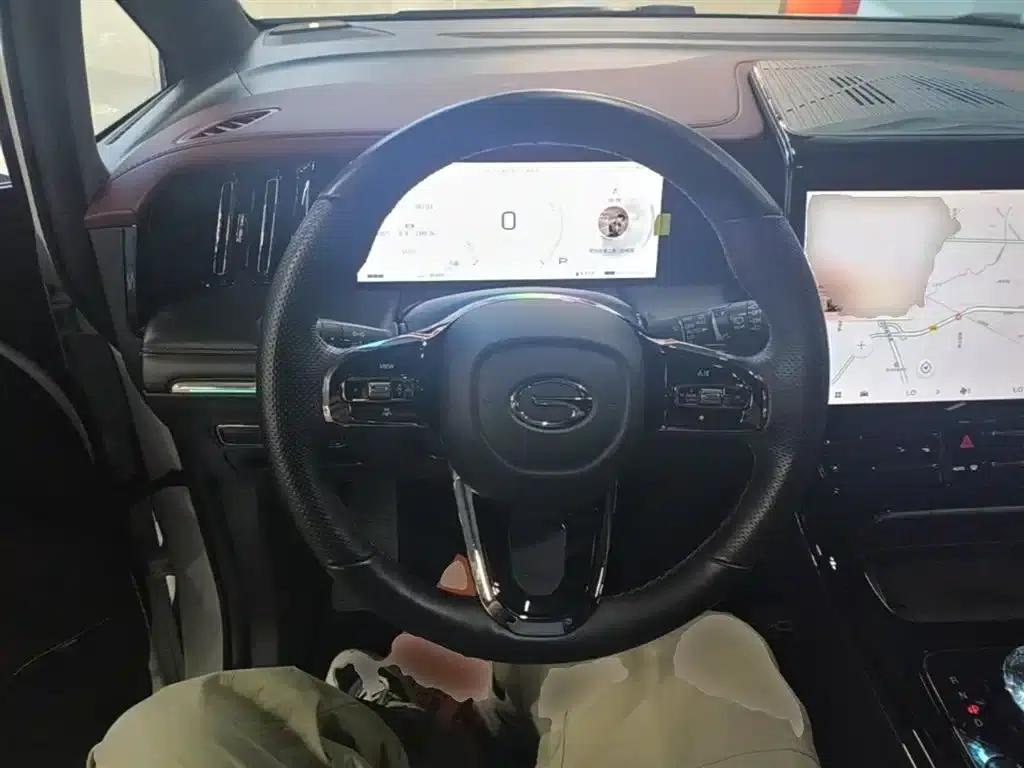 Trumpchi M8 2023 Master Series Dual Engine Supreme Edition — миниатюра 11