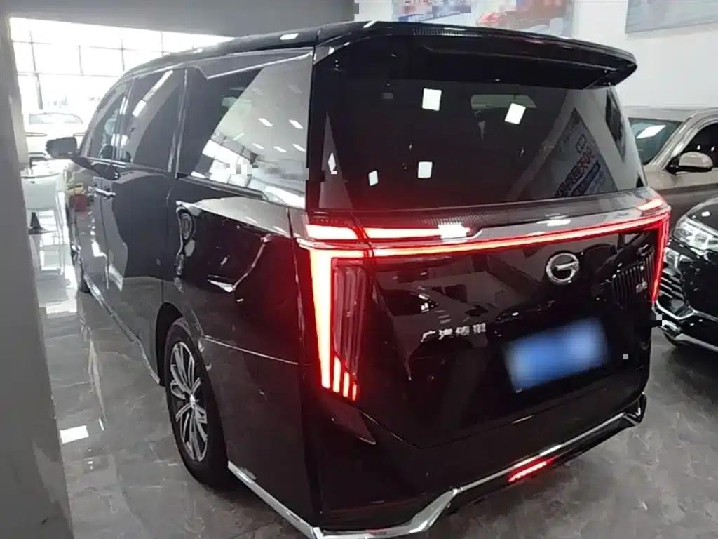 Trumpchi M8 2024 Master Series 400T Supreme Edition — миниатюра 5
