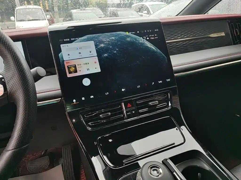 Trumpchi M8 2023 Master Series 400T Flagship Edition — миниатюра 13