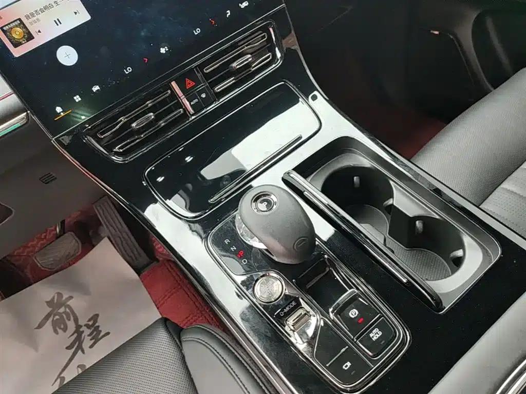 Trumpchi M8 2023 Master Series 400T Flagship Edition — миниатюра 14
