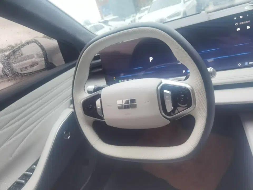 Geely Galaxy E8 2024 665 km Range Rear-Drive Starship Long-Range Version — миниатюра 14
