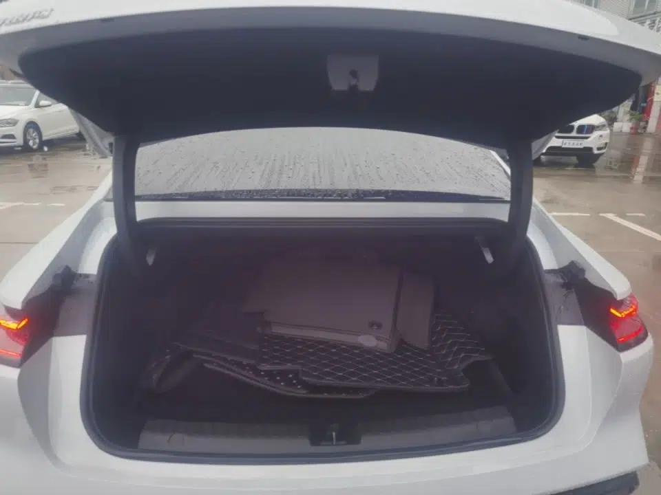 Geely Galaxy E8 2024 665 km Range Rear-Drive Starship Long-Range Version — миниатюра 22