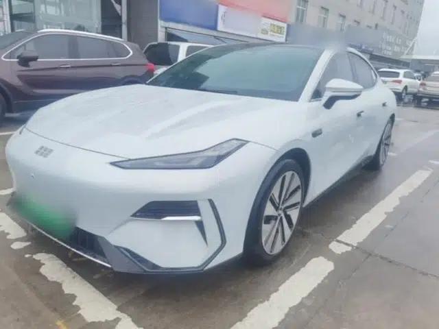 Geely Galaxy E8 2024 665 km Range Rear-Drive Starship Long-Range Version