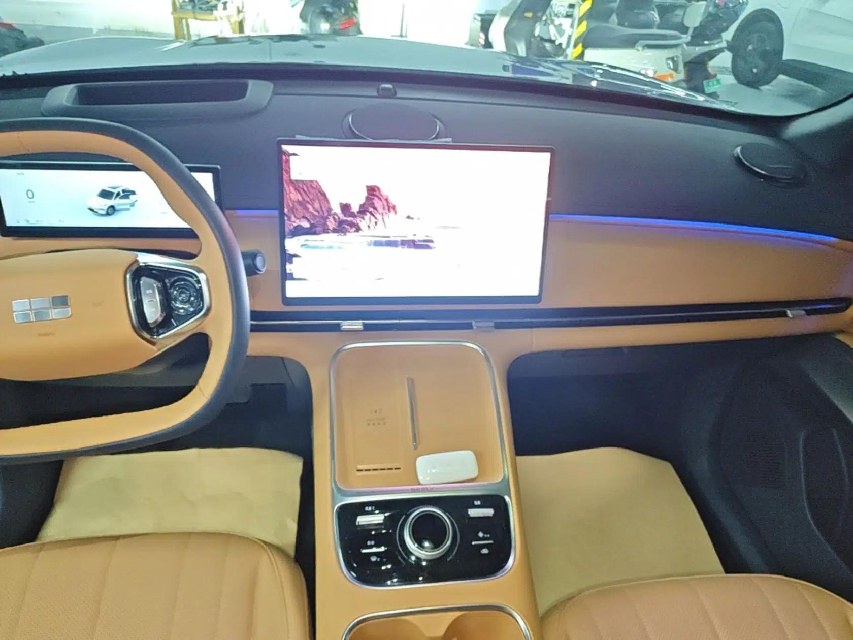 Geely Galaxy Xingjian 7 EM-i 2025 120km Navigator Edition — миниатюра 16