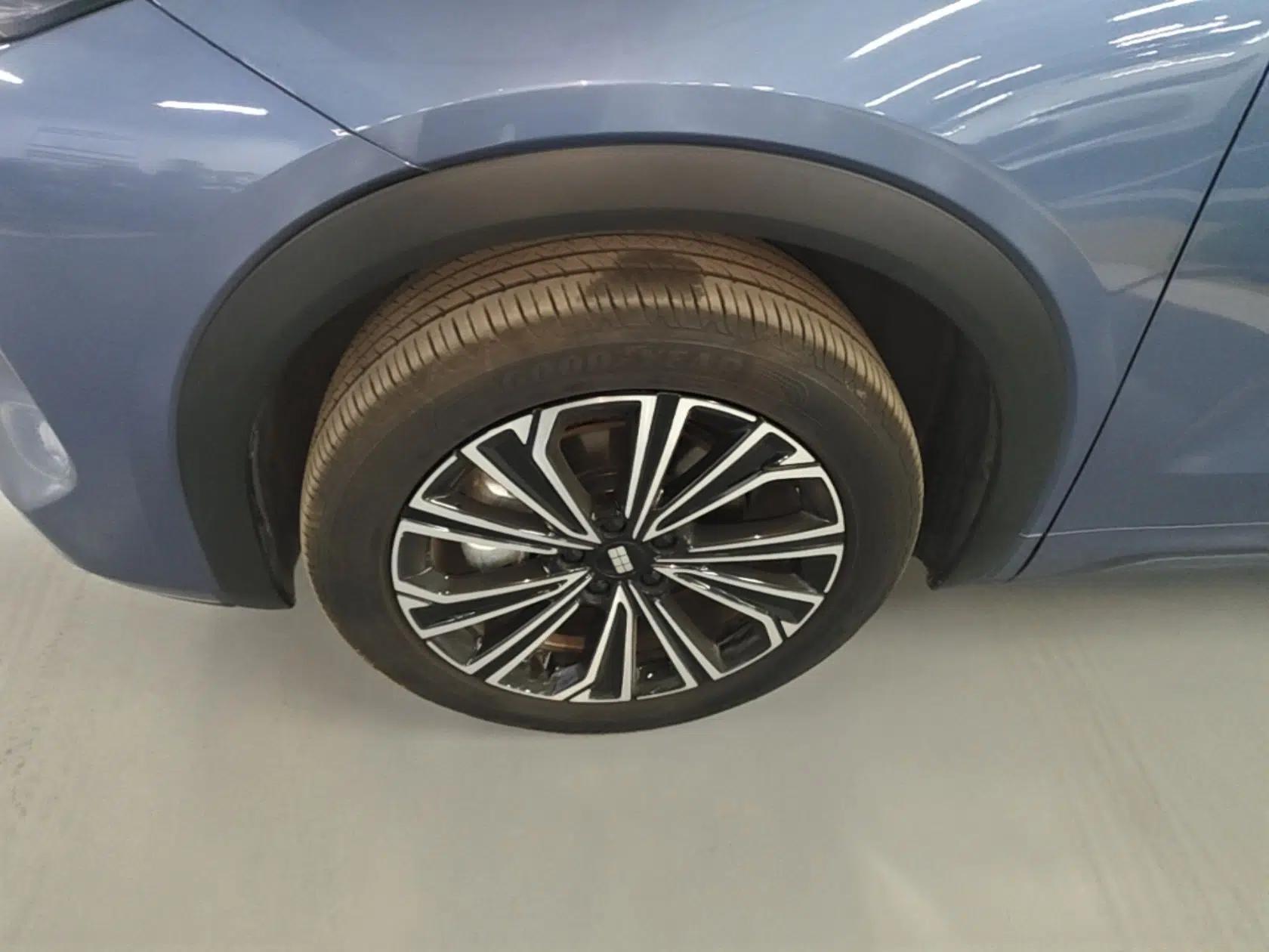 Geely Galaxy Xingjian 7 EM-i 2025 120km Navigator Edition — миниатюра 8
