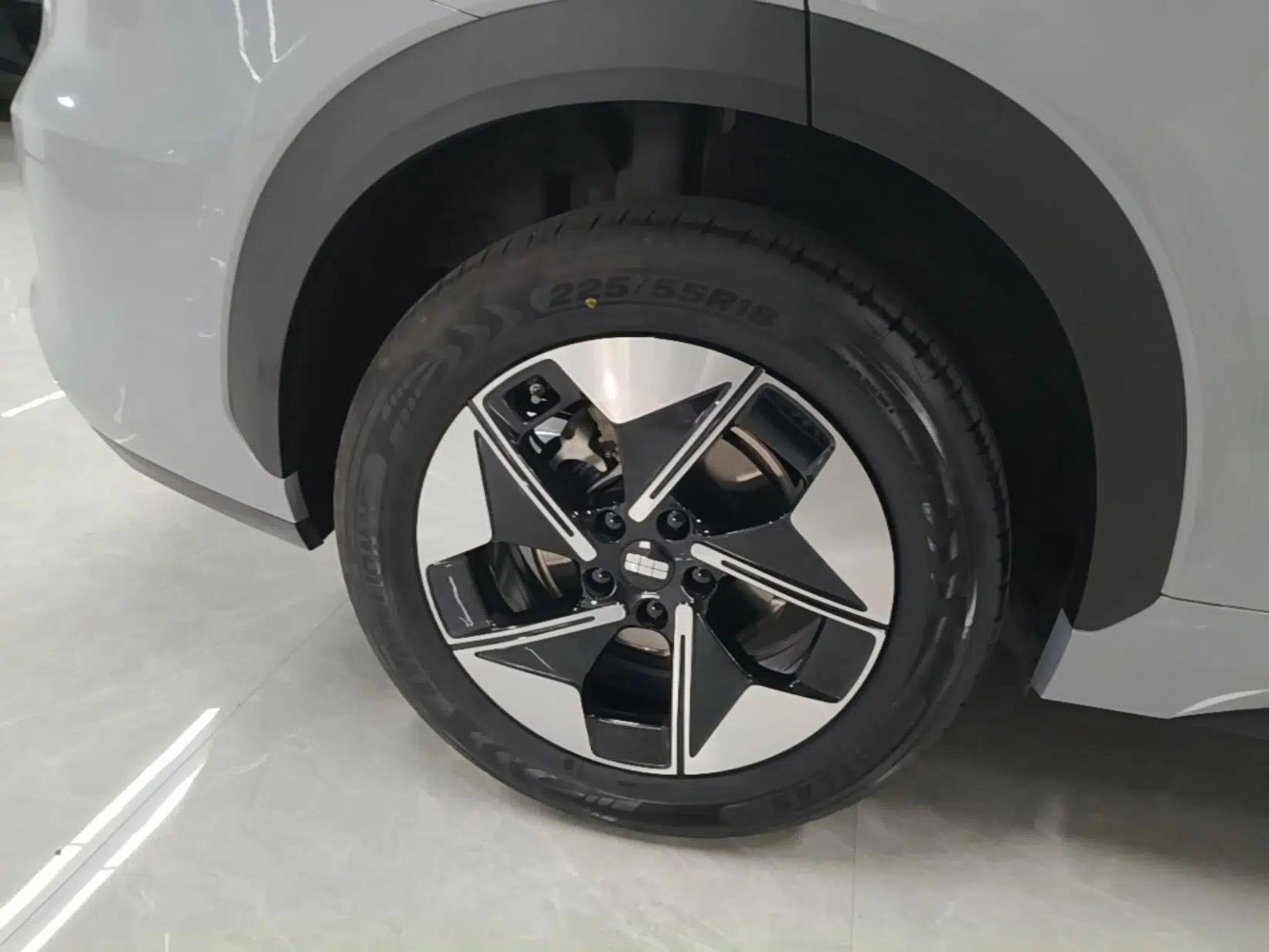 Geely Galaxy E5 2024 530 km Exploration+ Version — миниатюра 10
