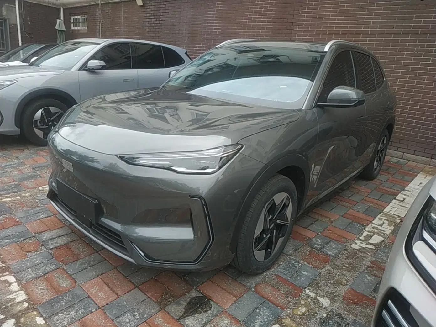 Geely Galaxy E5 2024 530 km Exploration+ Version — миниатюра 1