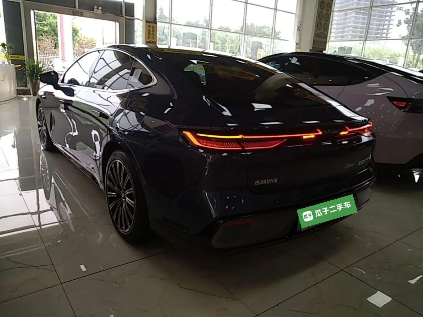 Geely Galaxy 8 2025 130km EM-P Starship Edition — миниатюра 7