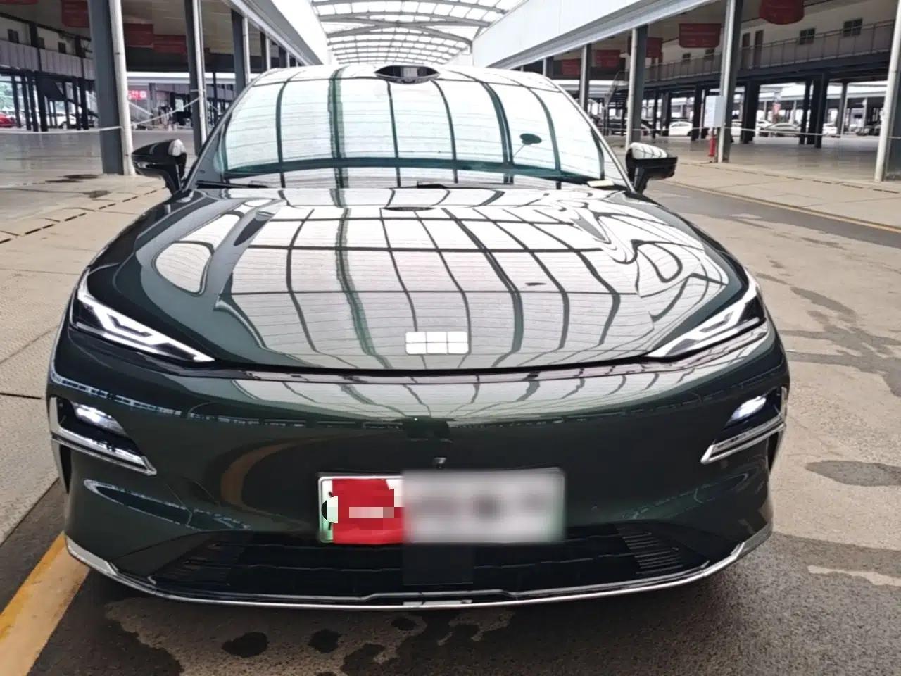 Geely Galaxy 8 2025 130km EM-P Starship Edition — миниатюра 2