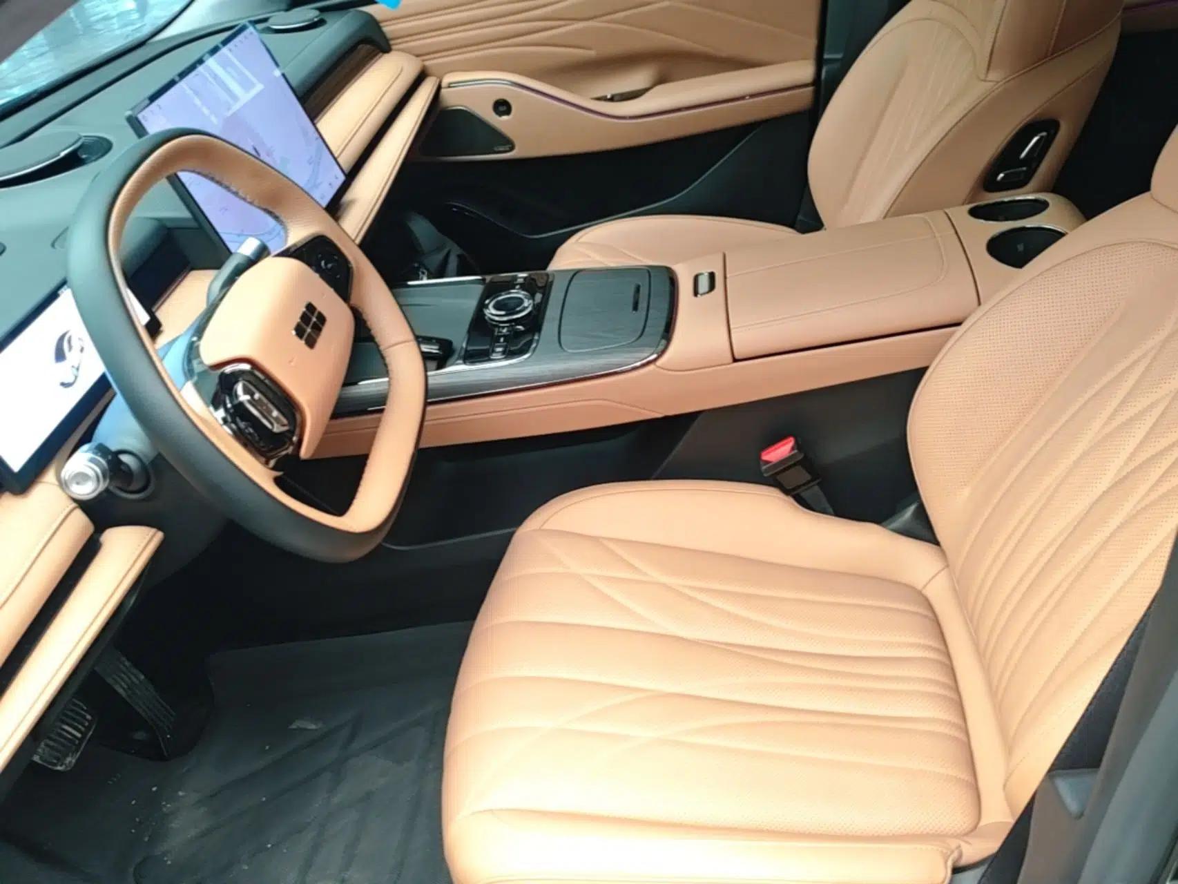 Geely Galaxy 8 2025 130km EM-P Starship Edition — миниатюра 18