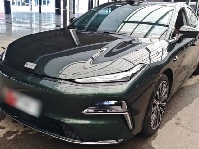 Geely Galaxy 8 2025 130km EM-P Starship Edition