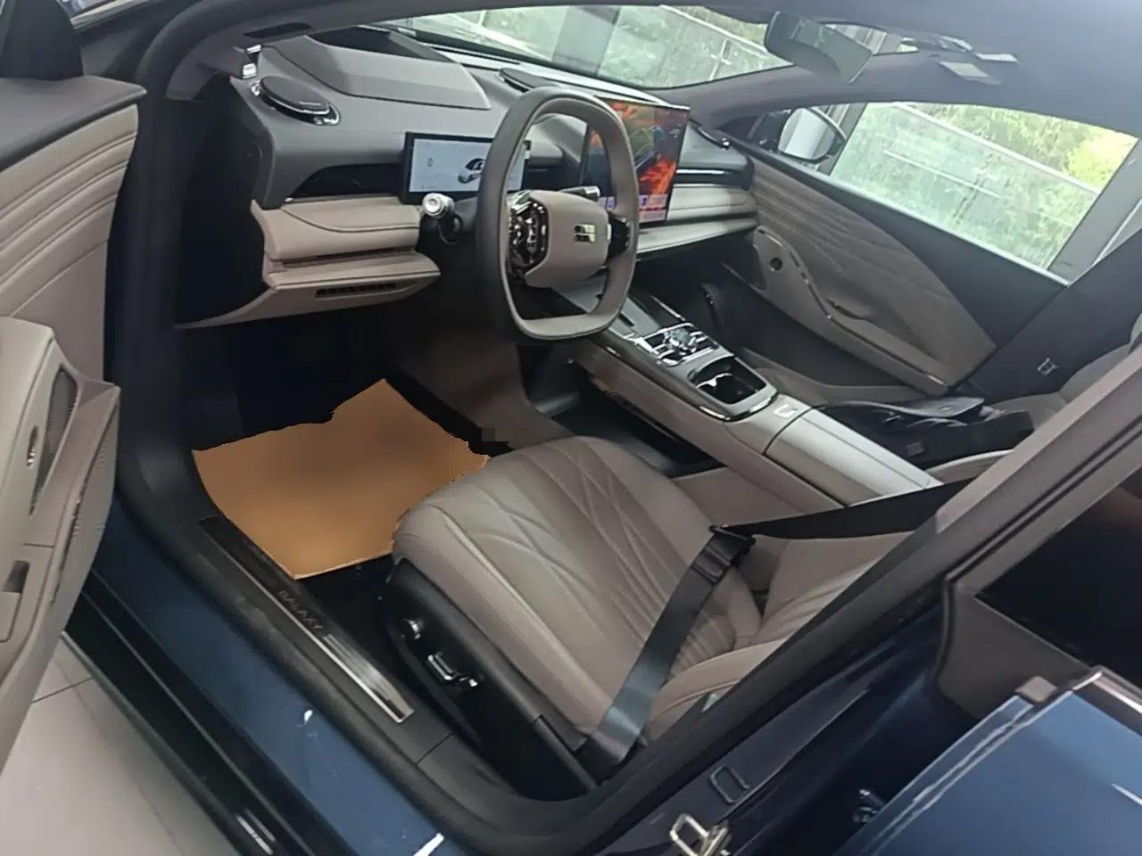 Geely Galaxy 8 2025 130km EM-P Starship Edition — миниатюра 19