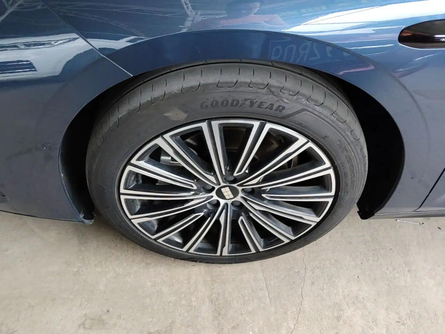 Geely Galaxy 8 2025 130km EM-P Starship Edition — миниатюра 8