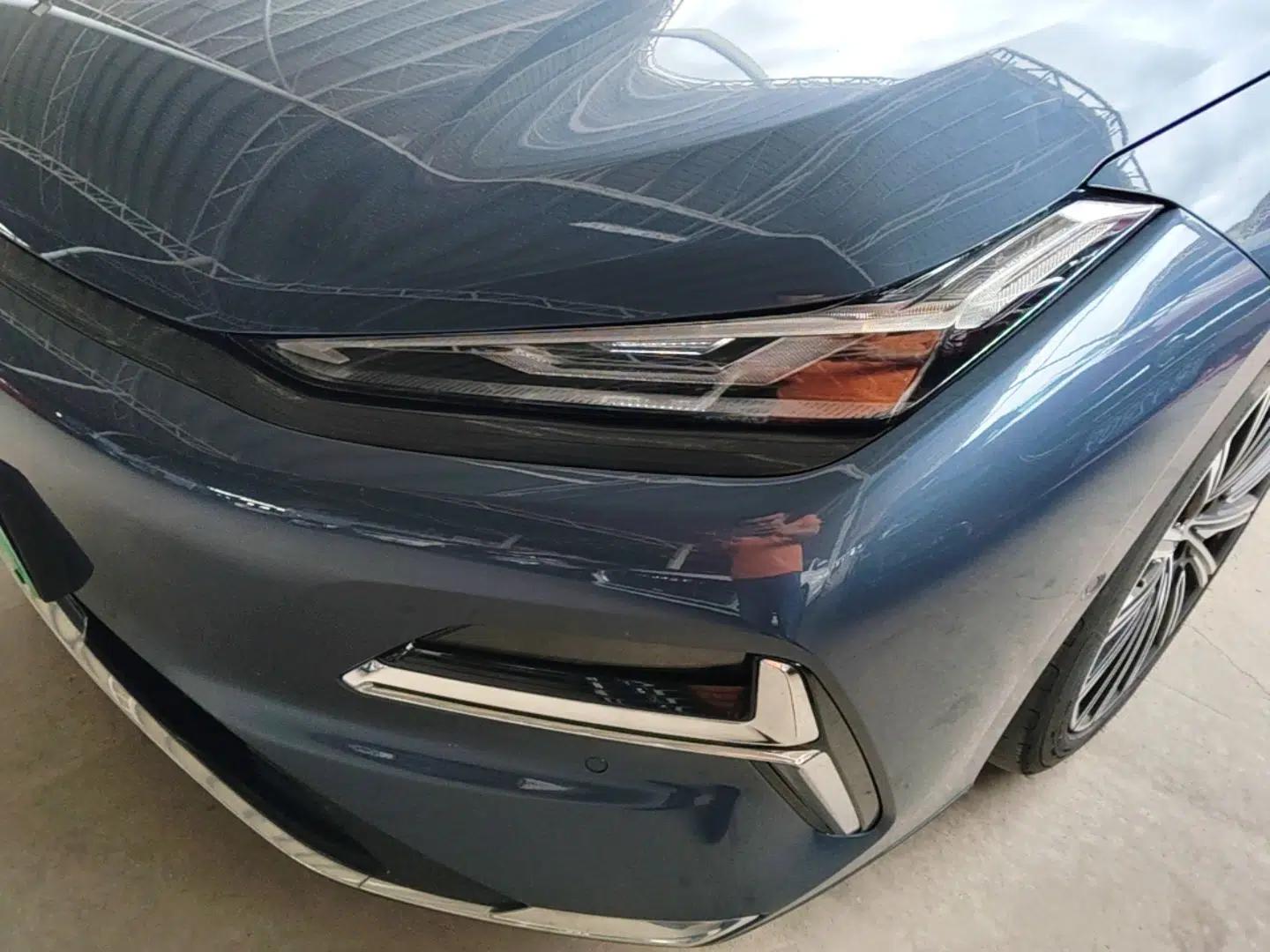 Geely Galaxy 8 2025 130km EM-P Starship Edition — миниатюра 9