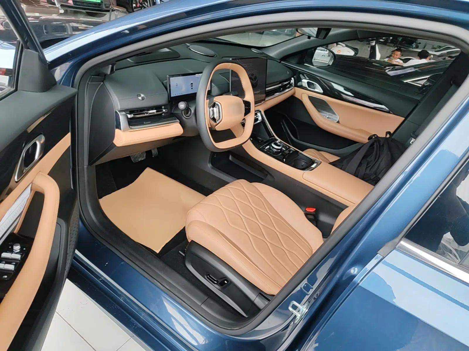 Geely Galaxy A7 2025 Model EM-i 150km Starship Edition — миниатюра 19