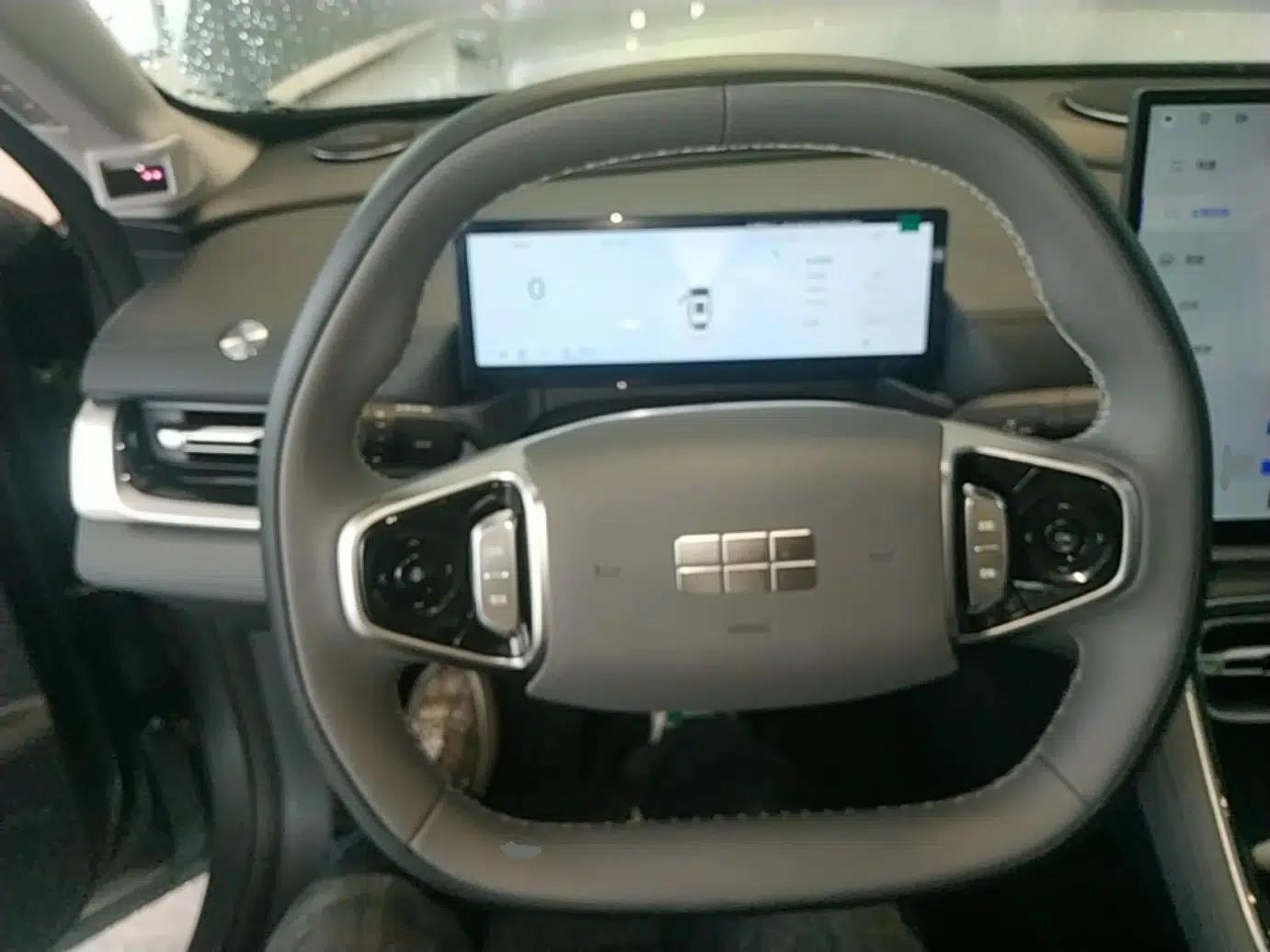 Geely Galaxy A7 2025 Model EM-i 150km Exploration+ Edition — миниатюра 14