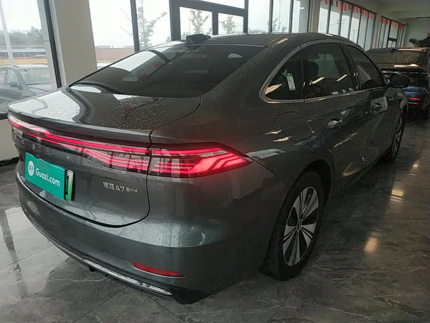 Geely Galaxy A7 2025 Model EM-i 150km Exploration+ Edition — миниатюра 6