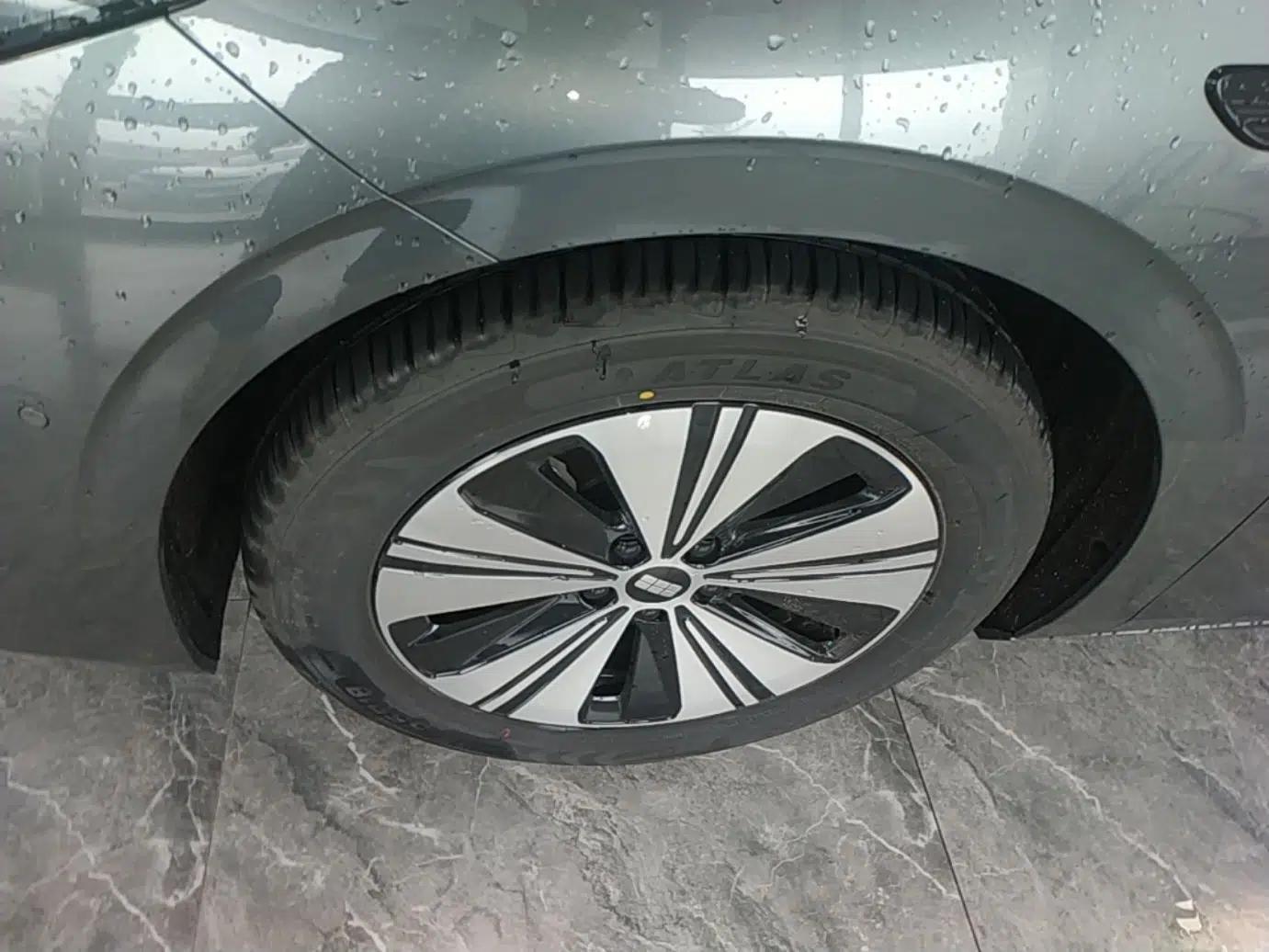 Geely Galaxy A7 2025 Model EM-i 150km Exploration+ Edition — миниатюра 8