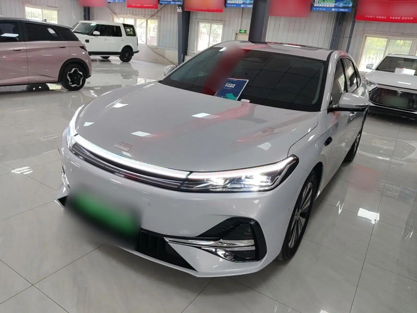 Geely Galaxy A7 2025 Model EM-i 150km Exploration+ Edition — миниатюра 1