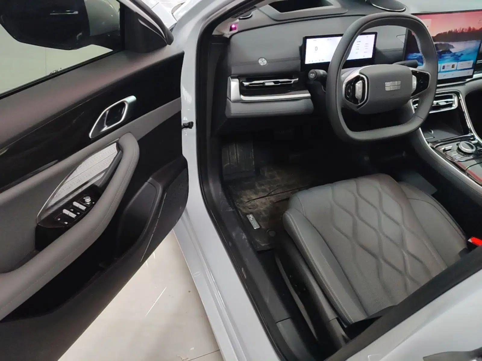 Geely Galaxy A7 2025 Model EM-i 150km Exploration+ Edition — миниатюра 19