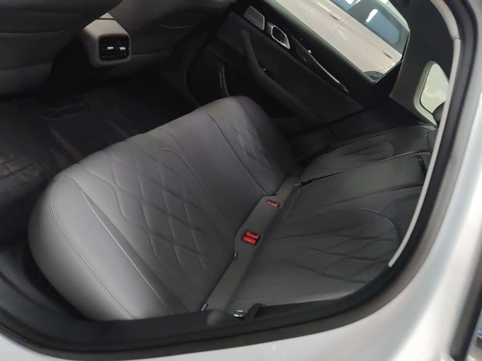 Geely Galaxy A7 2025 Model EM-i 150km Exploration+ Edition — миниатюра 20