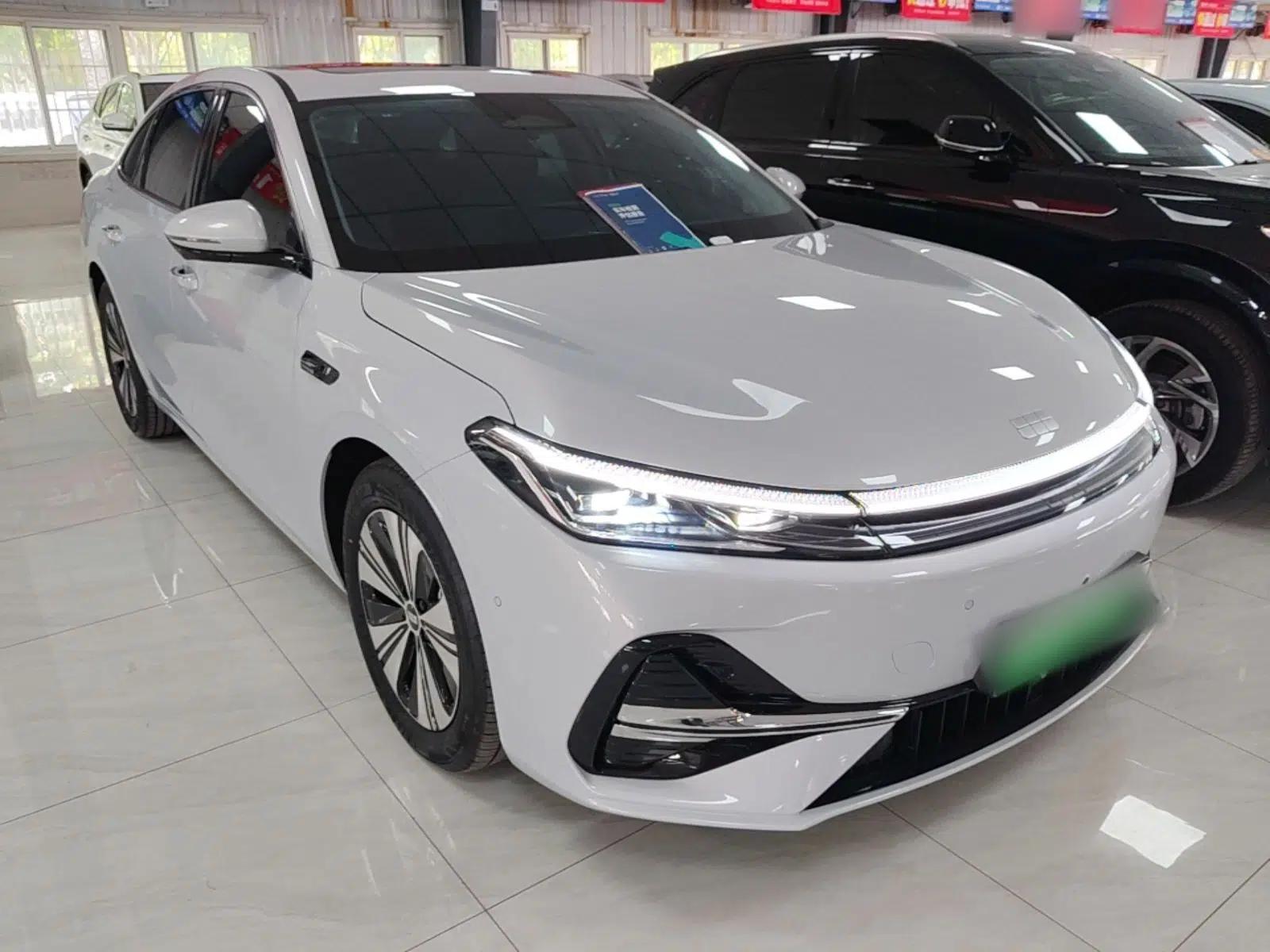 Geely Galaxy A7 2025 Model EM-i 150km Exploration+ Edition — миниатюра 3