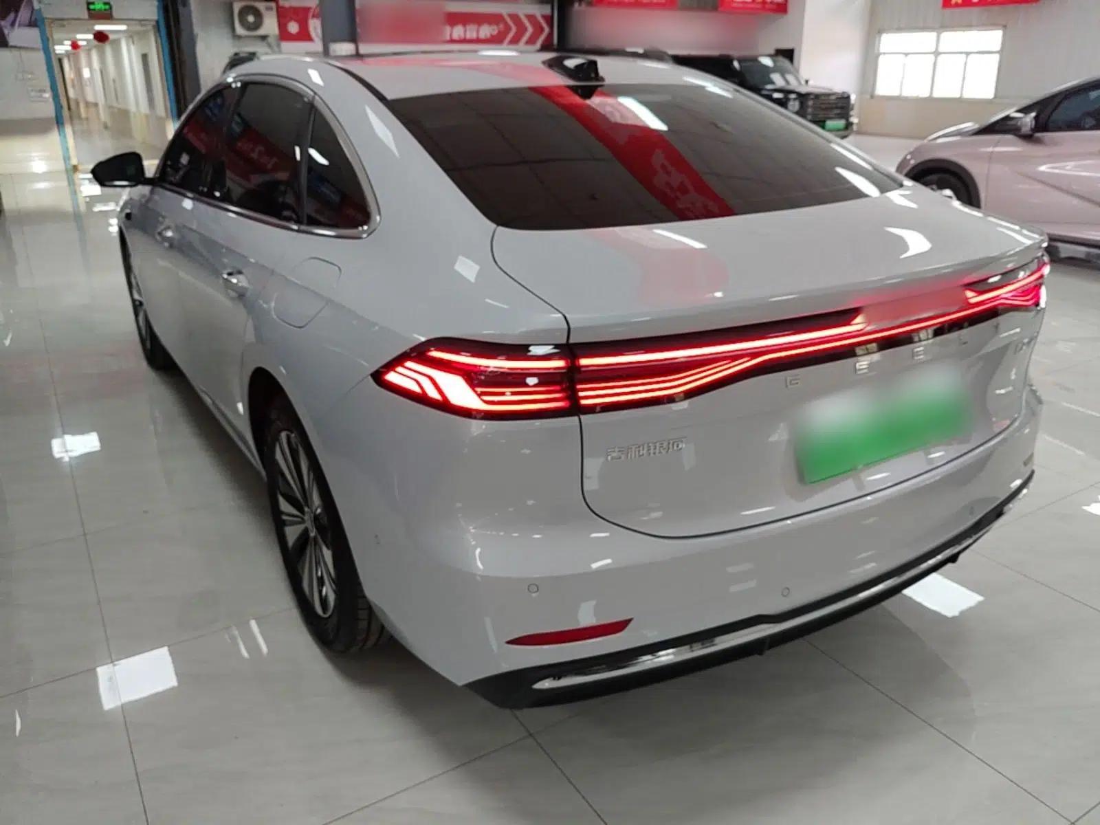 Geely Galaxy A7 2025 Model EM-i 150km Exploration+ Edition — миниатюра 4