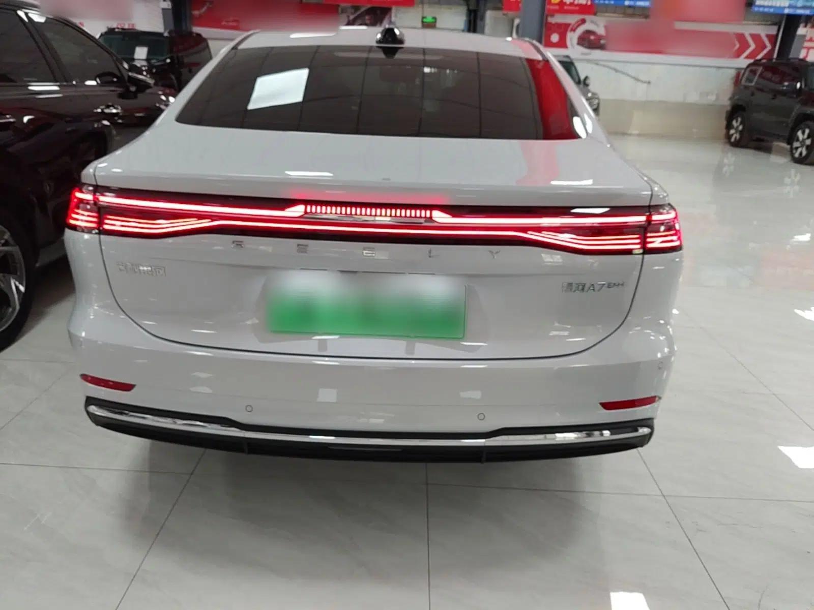 Geely Galaxy A7 2025 Model EM-i 150km Exploration+ Edition — миниатюра 5