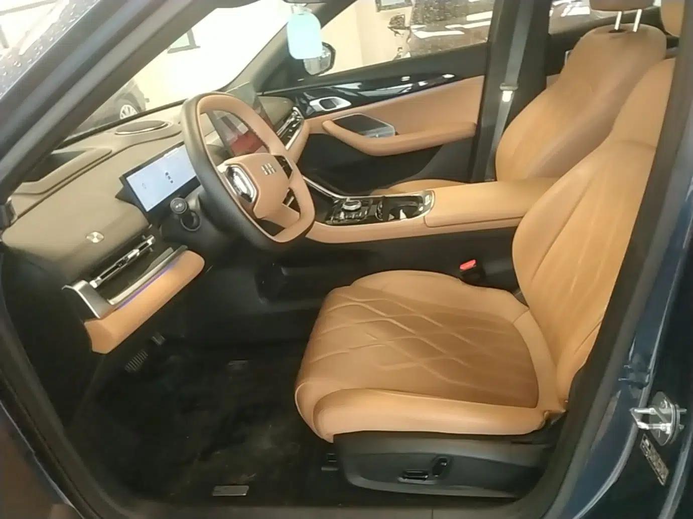 Geely Galaxy A7 2025 Model EM-i 150km Starship Edition — миниатюра 18