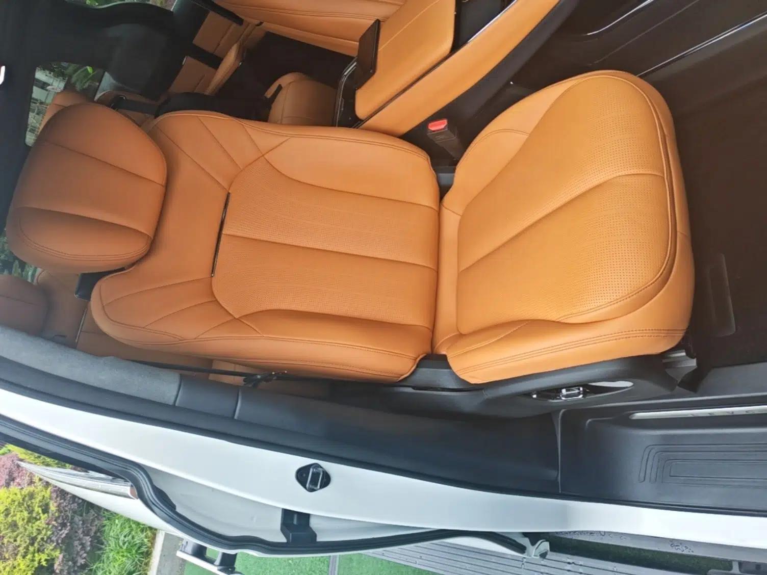 Geely Galaxy LEVC L380 2024 140-Degree 6-Seater All-Wheel-Drive Ultra — миниатюра 23