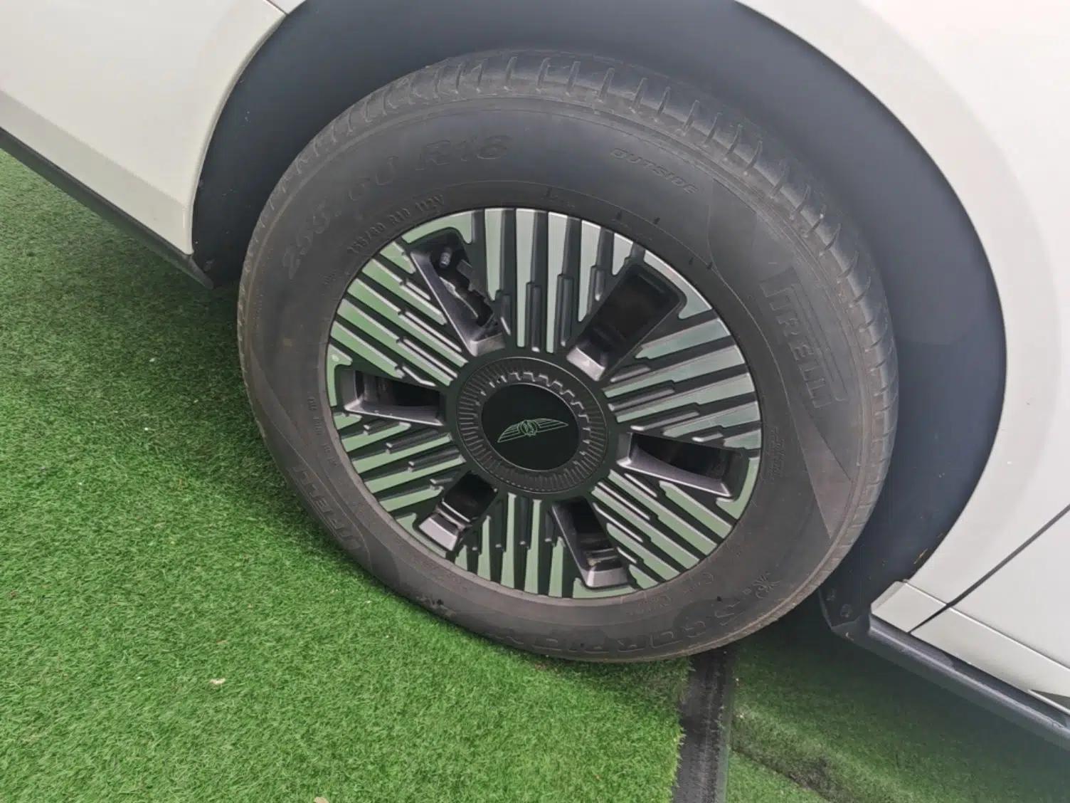 Geely Galaxy LEVC L380 2024 140-Degree 6-Seater All-Wheel-Drive Ultra — миниатюра 10