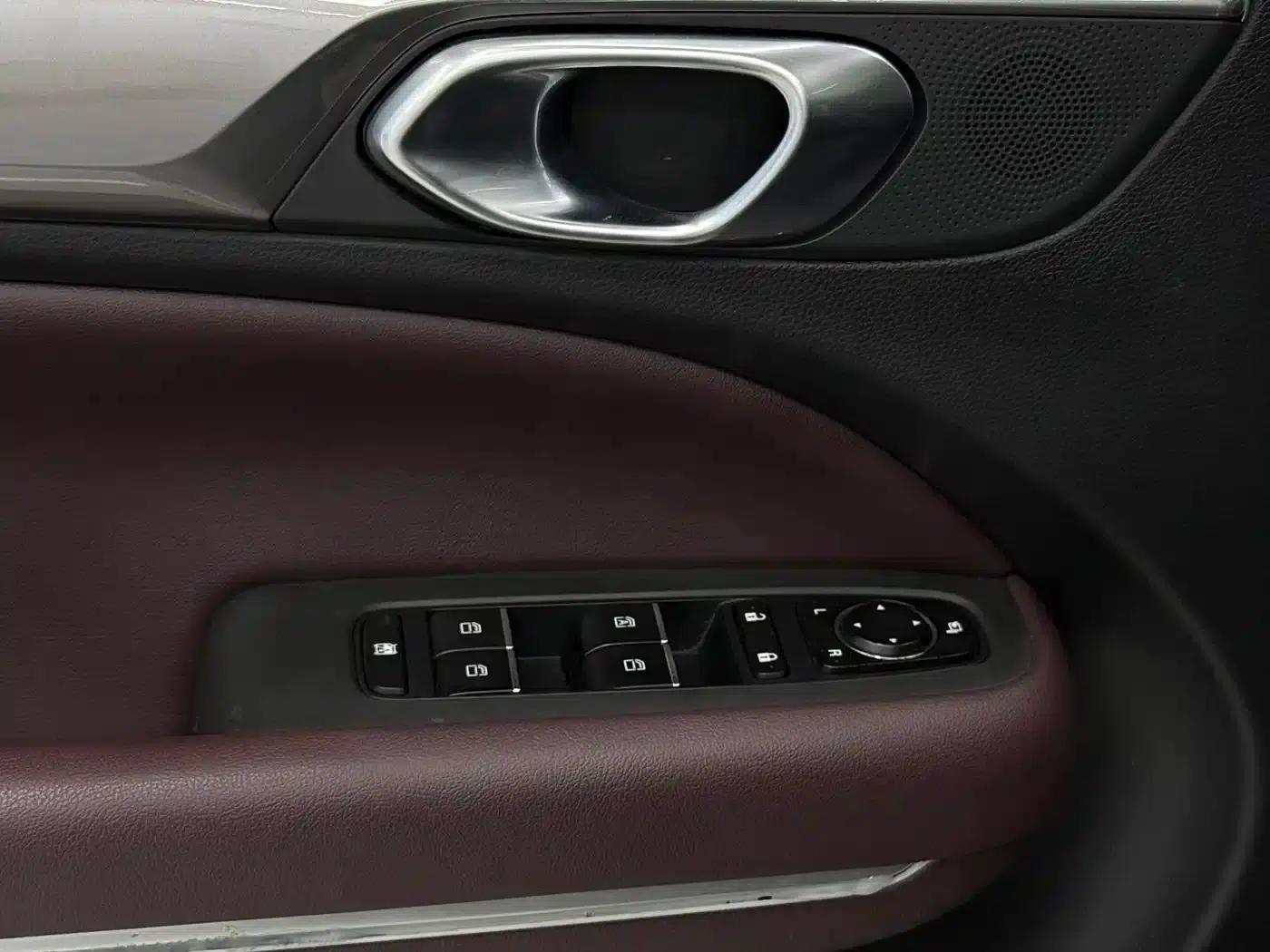 Trumpchi M6 2021 PRO 270T Automatic Luxury Edition — миниатюра 13