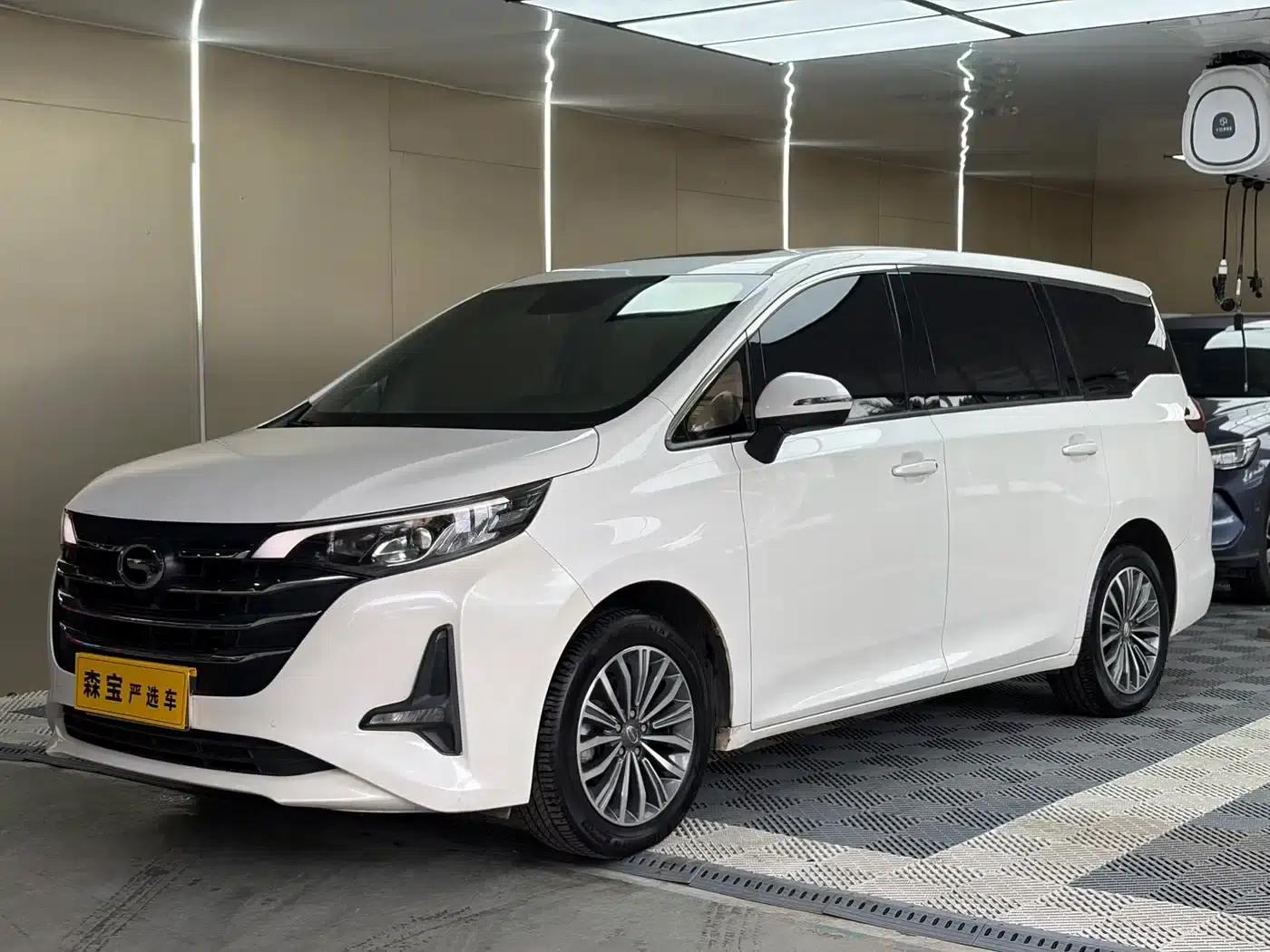 Trumpchi M6 2019 270T DCT Premium Edition (Six Seats) National VI Emission Standard — миниатюра 1